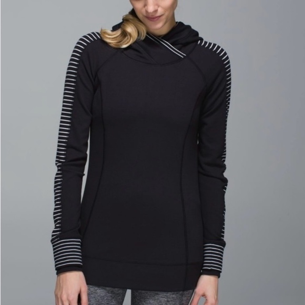 Lululemon Think Fast hoodie size 4